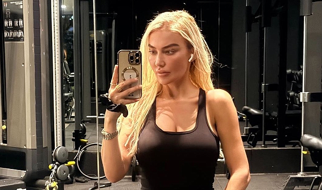 İzmirli Güzel Manken Melek Yıldız'dan Yeni Sezon Atılımı