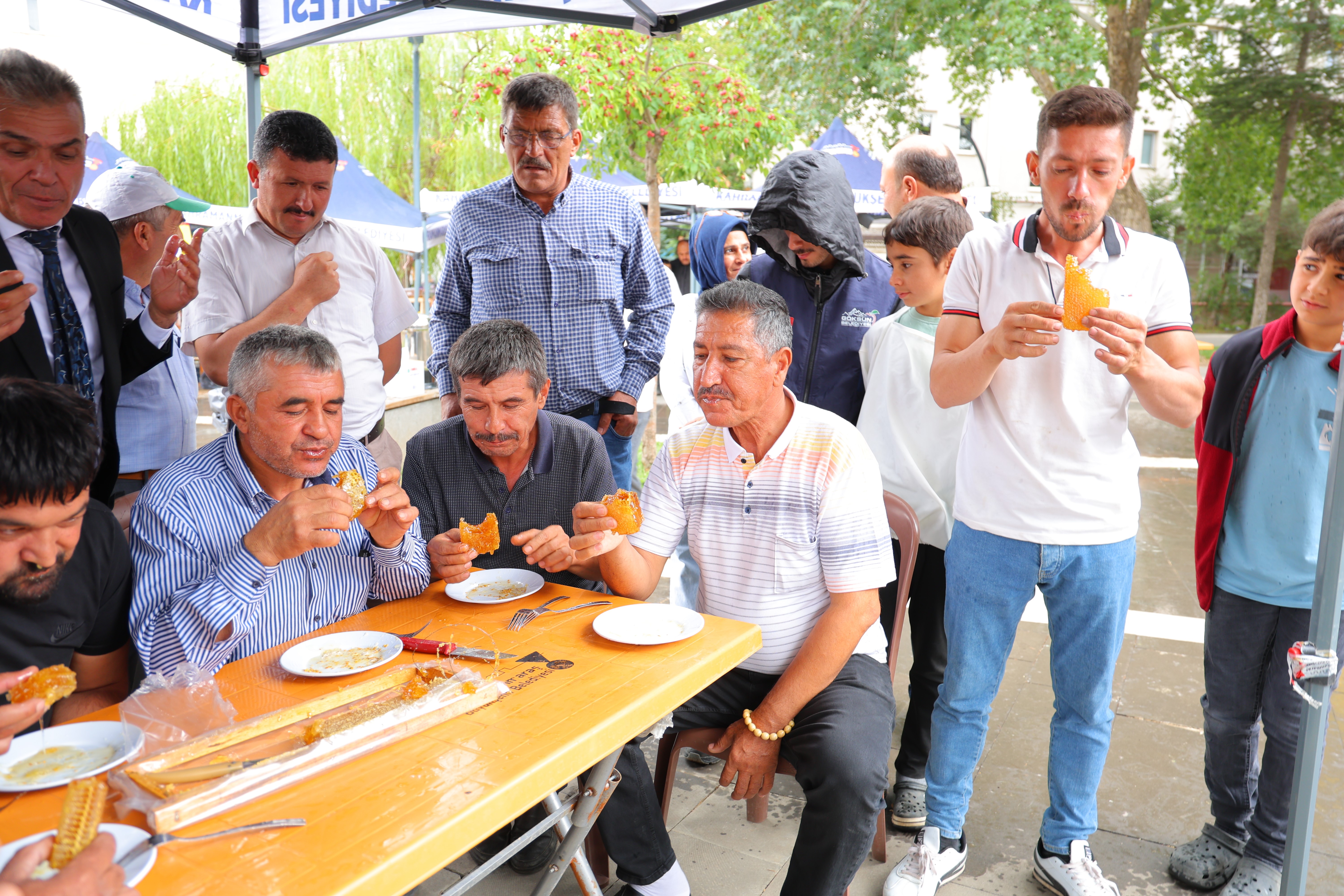 Kahramanmaraş Bal Festivali'nde Rekor: Bir Oturuşta 1 Kilo Bal Yedi
