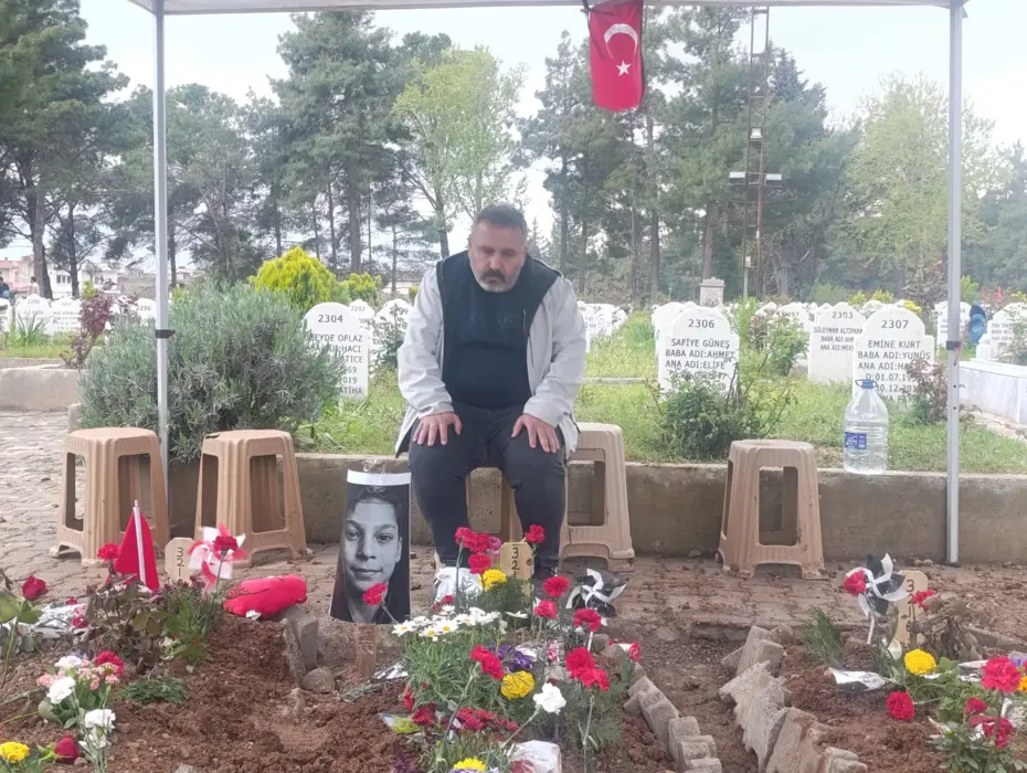 Kahramanmaraş'taki Okul Saldırısı Yürekleri Dağladı: Vatandaşlardan Duygusal Tepki