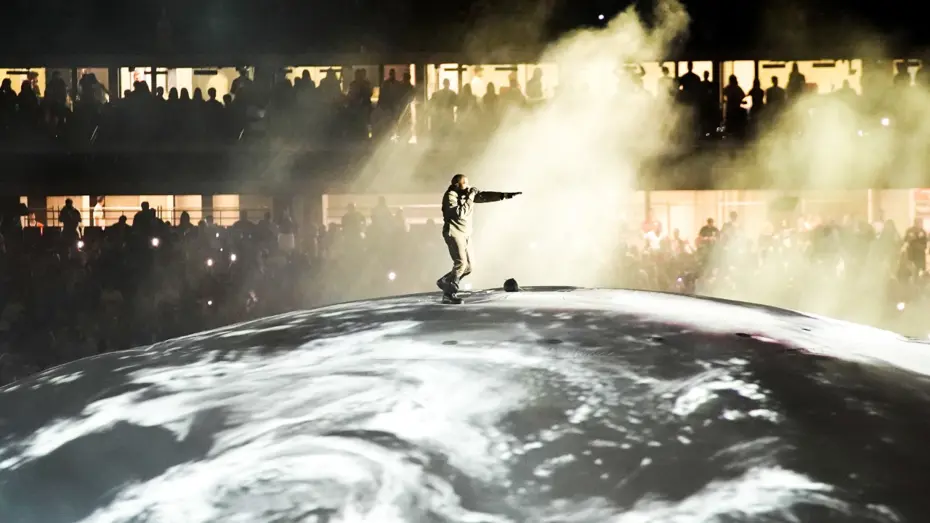 Kanye West İstanbul'da Tarihi Rekora İmza Attı: 118 Bin Kişilik Dev Konser
