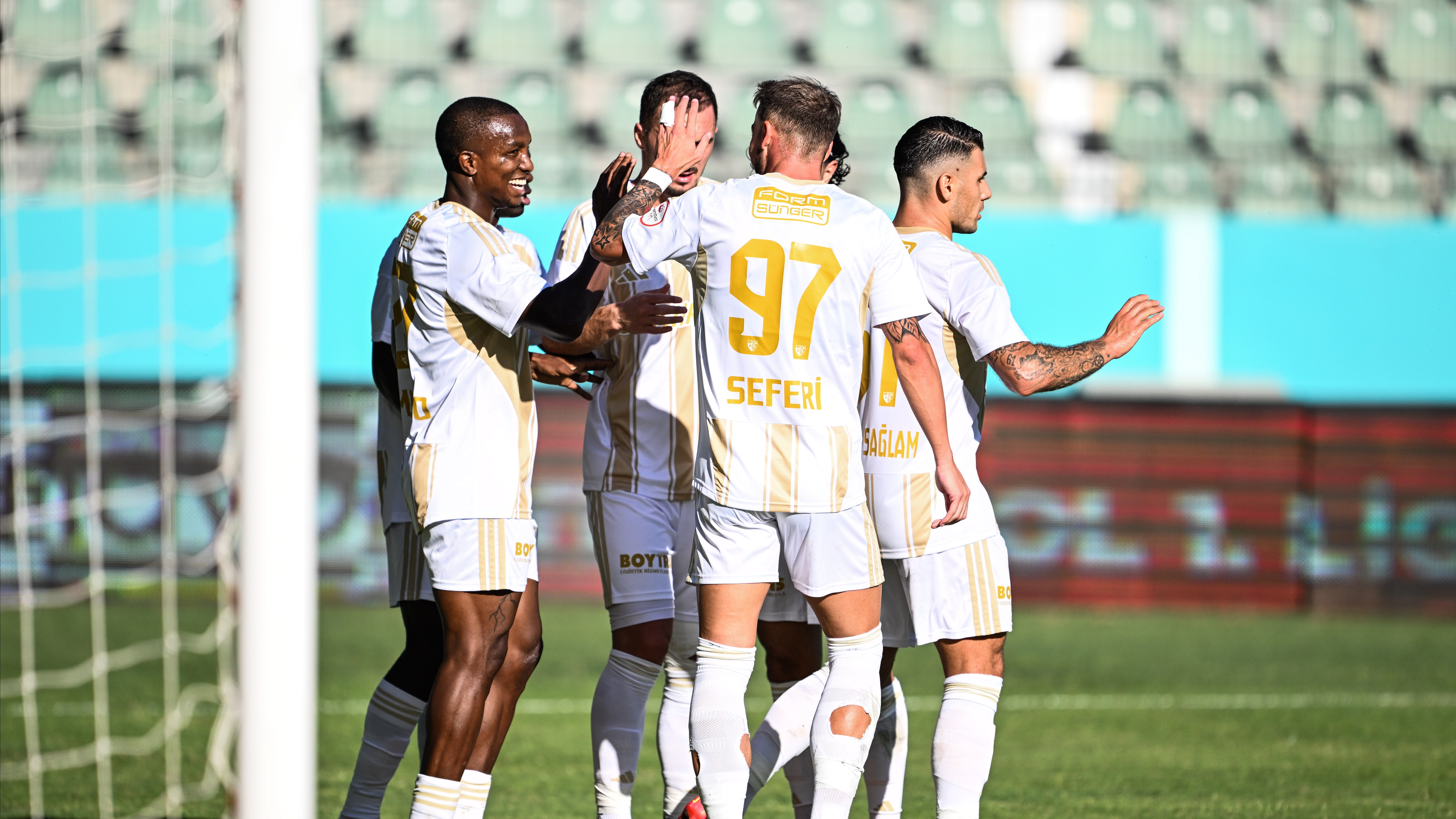 Kayserispor Deplasmanda Esenler Erokspor'u Net Skorla Geçti