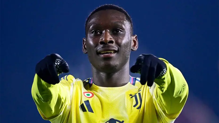 Kolo Muani imzaya gitti! Transferde işlem tamam, bonservisi belli oldu