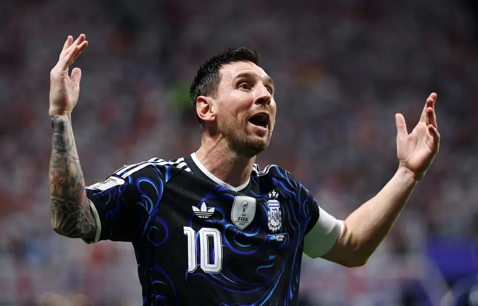 Lionel Messi Fırtınası: Arjantin İngiltere Karşısında Finale Uçtu