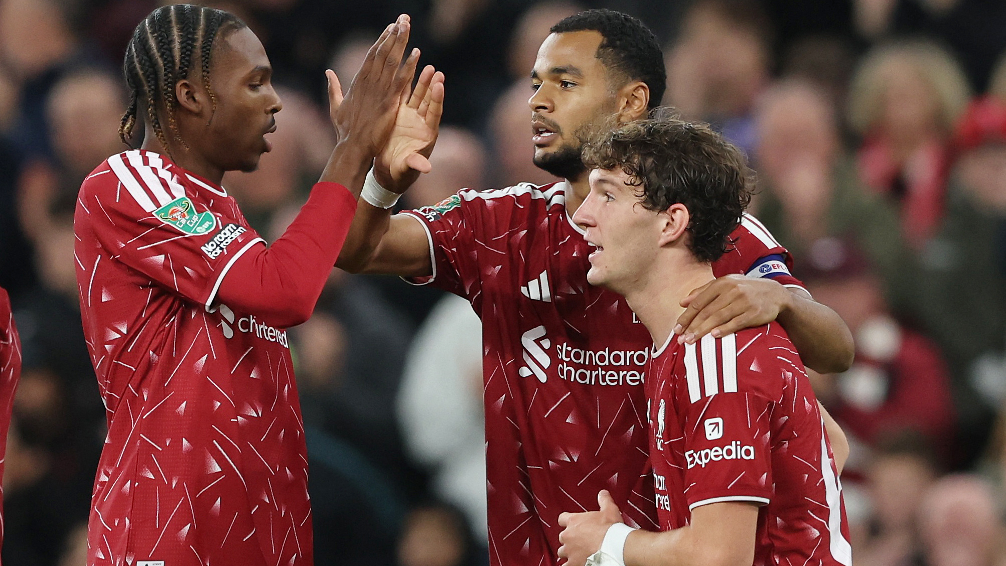 Liverpool, Tottenham'ı 3-1 Mağlup Ederek Lig Kupası'nda Turladı