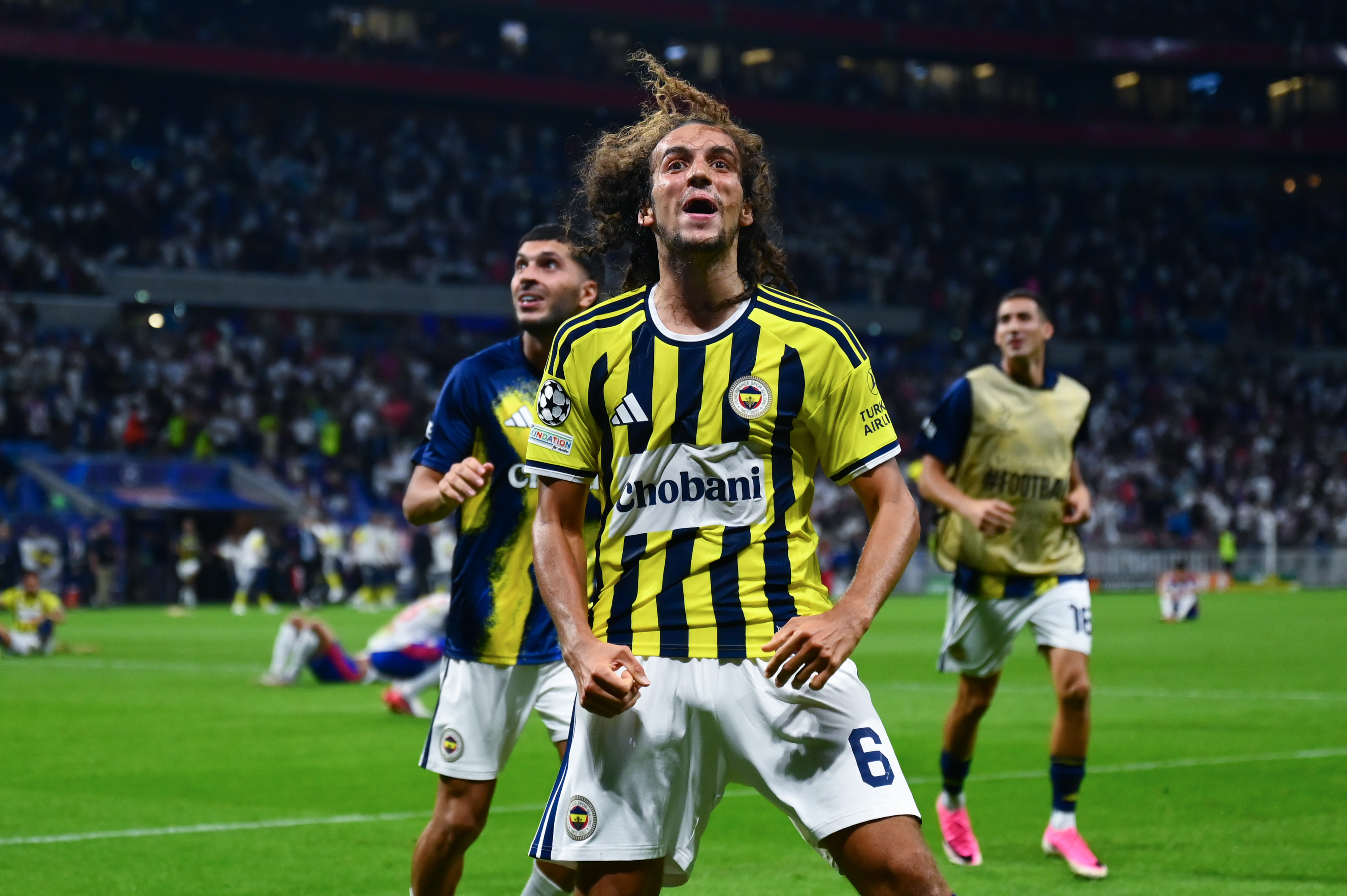 Lyon Maçındaki Olayların Fenerbahçe ve Guendouzi'ye Faturası Ağır Olabilir