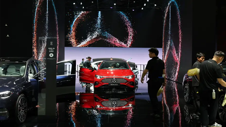 Mercedes-Benz Çin Pazarında Büyük Darbe Aldı: 700 Milyon Eurodan Fazla Zarar