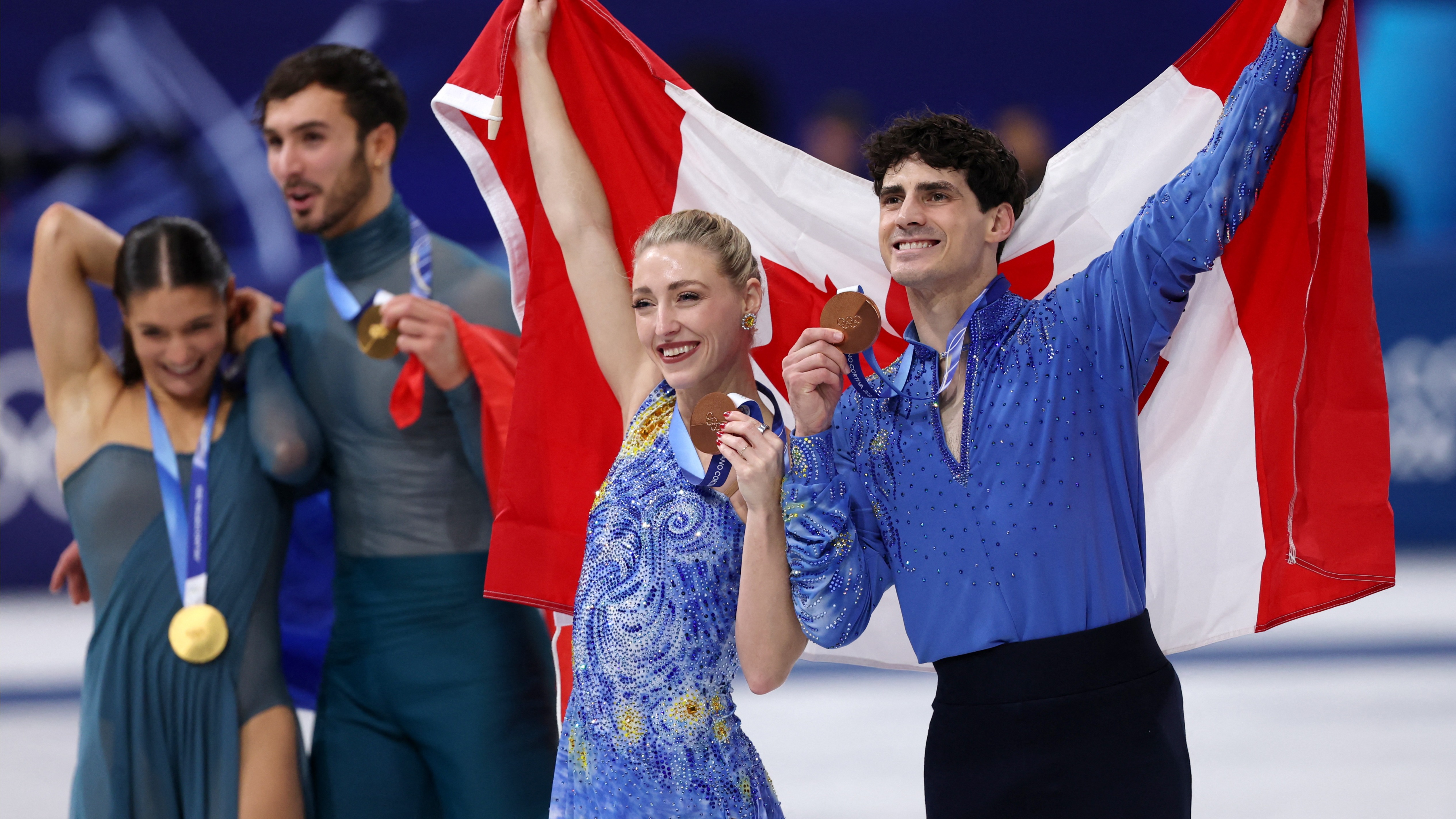Milano Cortina 2026 Kış Olimpiyatları'nda Şıklık Yarışı: Dünyaca Ünlü Markalar Pistleri Podyuma Çevirdi
