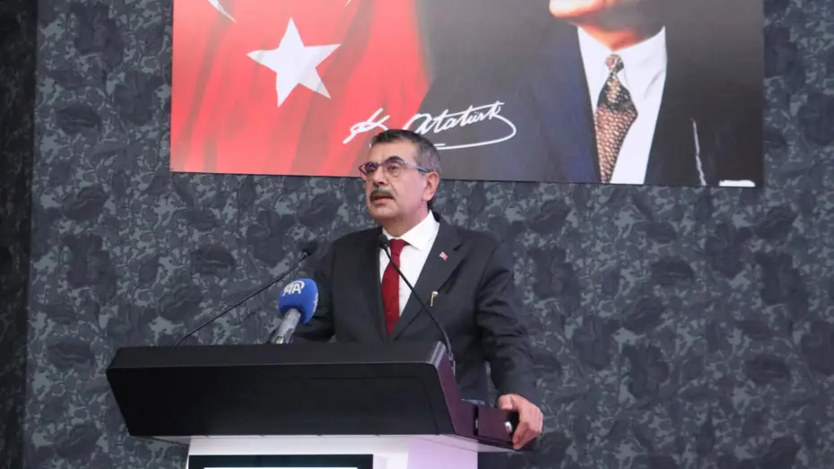 Milli Eğitim Bakanı Yusuf Tekin'den Özel Okul Öğretmenlerine Çağrı: Şikayet Edin Soruşturma Açayım