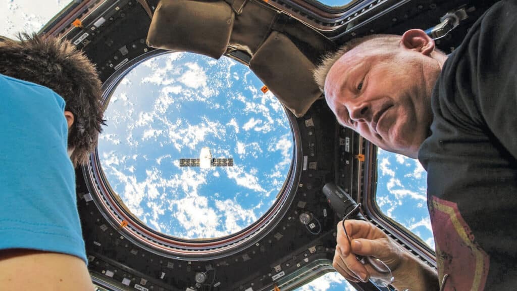 NASA Astronotu Uzayda Yaşadığı Dehşet Anlarını İlk Kez Anlattı