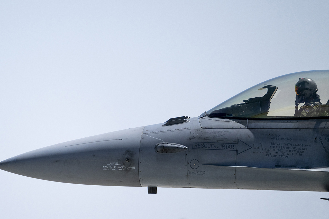 NATO Hava Sahasında İHA Alarmı: Türk Jetleri Başarıyla Havalandı