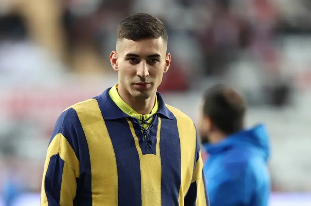 Fenerbahçe'ye Şok Haber: Mert Müldür Sakatlandı