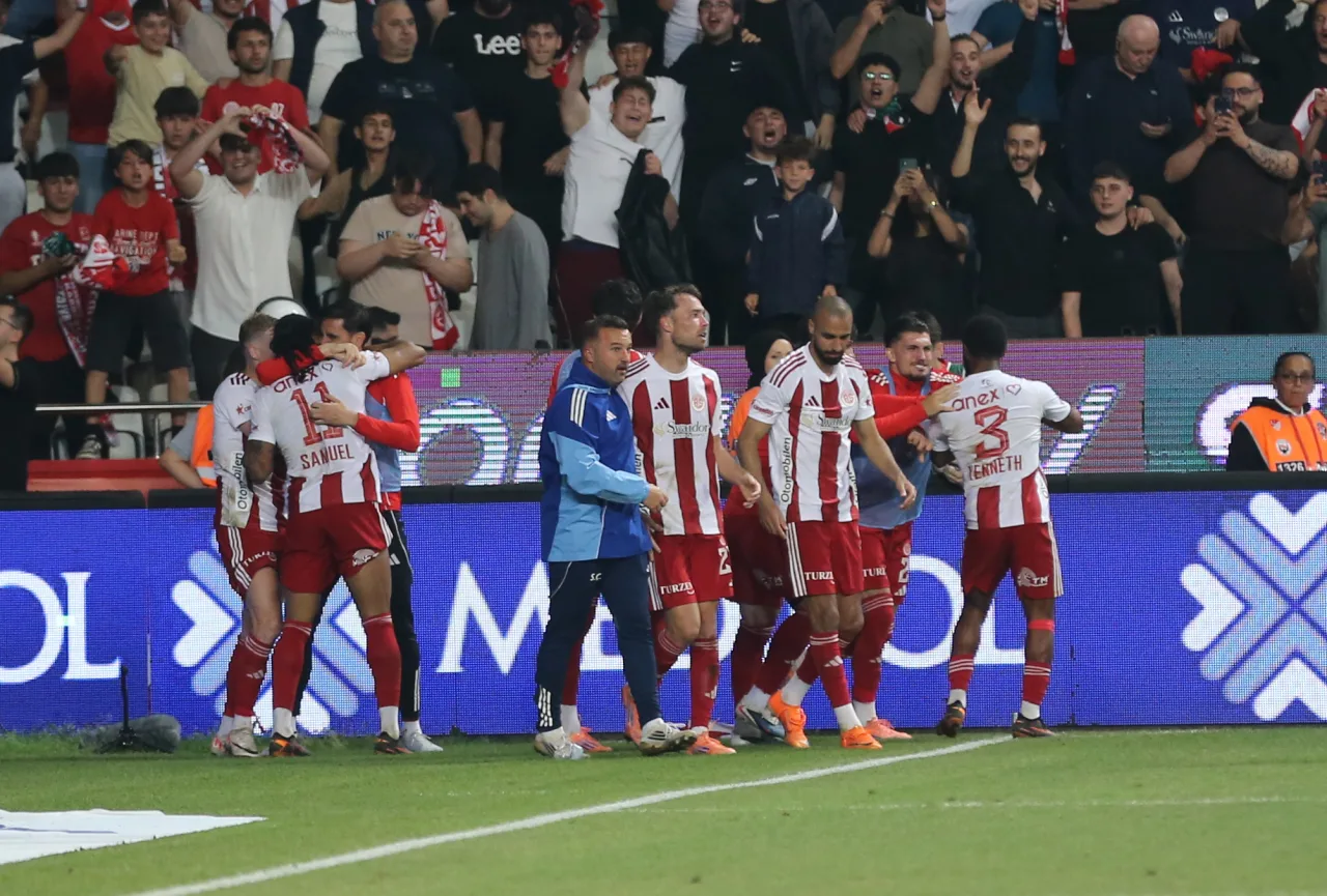 Antalyaspor - Vanspor maçı ne zaman, saat kaçta, hangi kanalda?