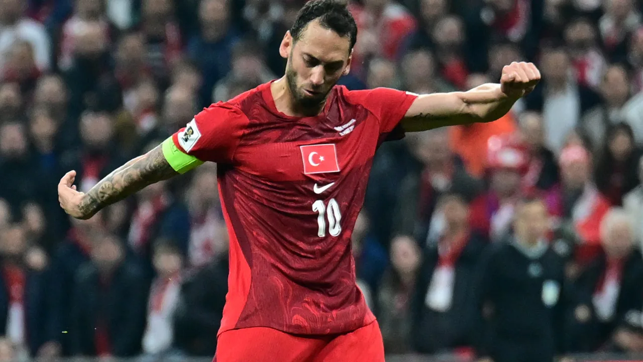 Fenerbahçe'nin Hakan Çalhanoğlu planı