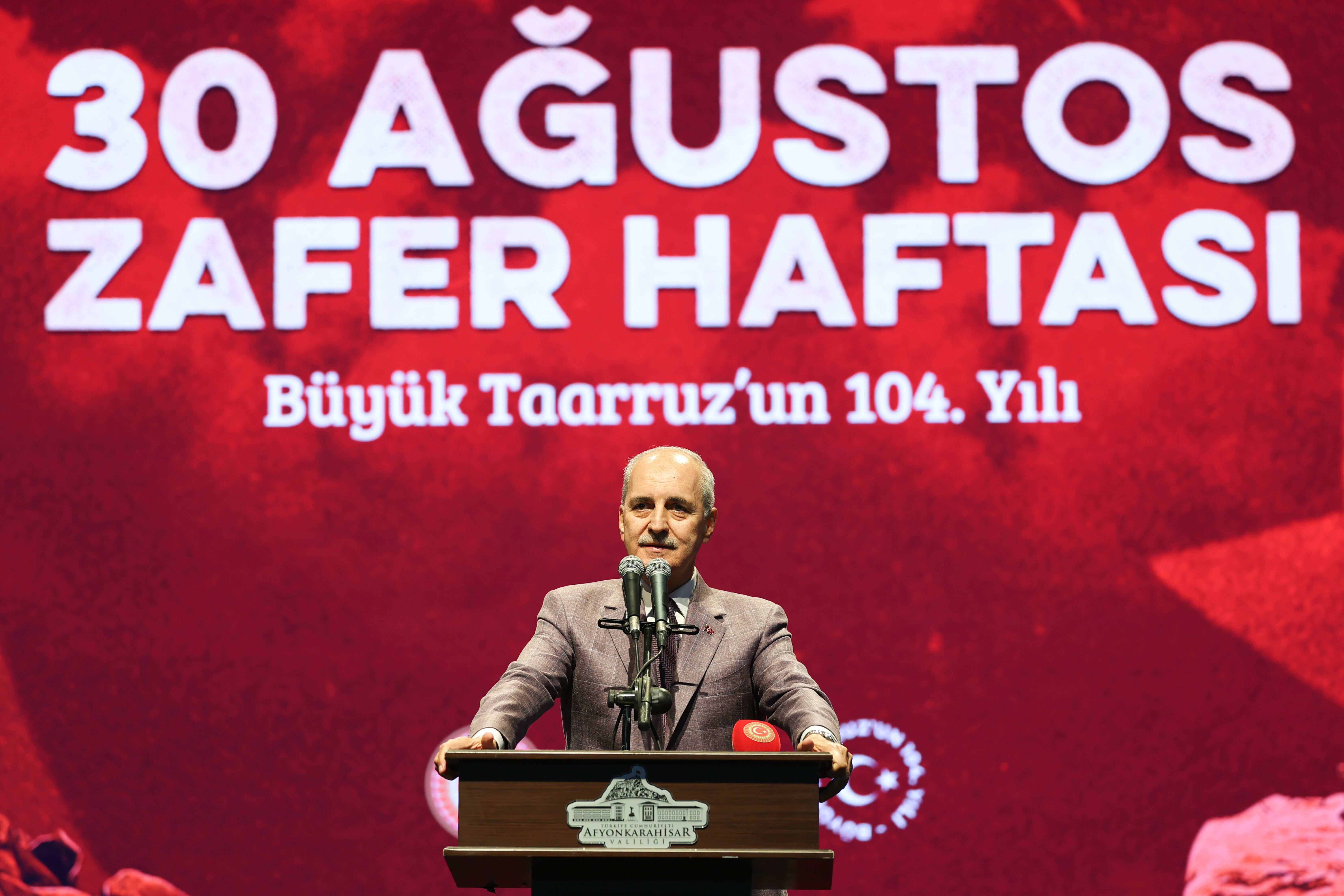 Numan Kurtulmuş'tan Afyonkarahisar'da Önemli Açıklamalar: Cumhuriyet'in İkinci Asrında Yeni Bir Kapı Açıldı