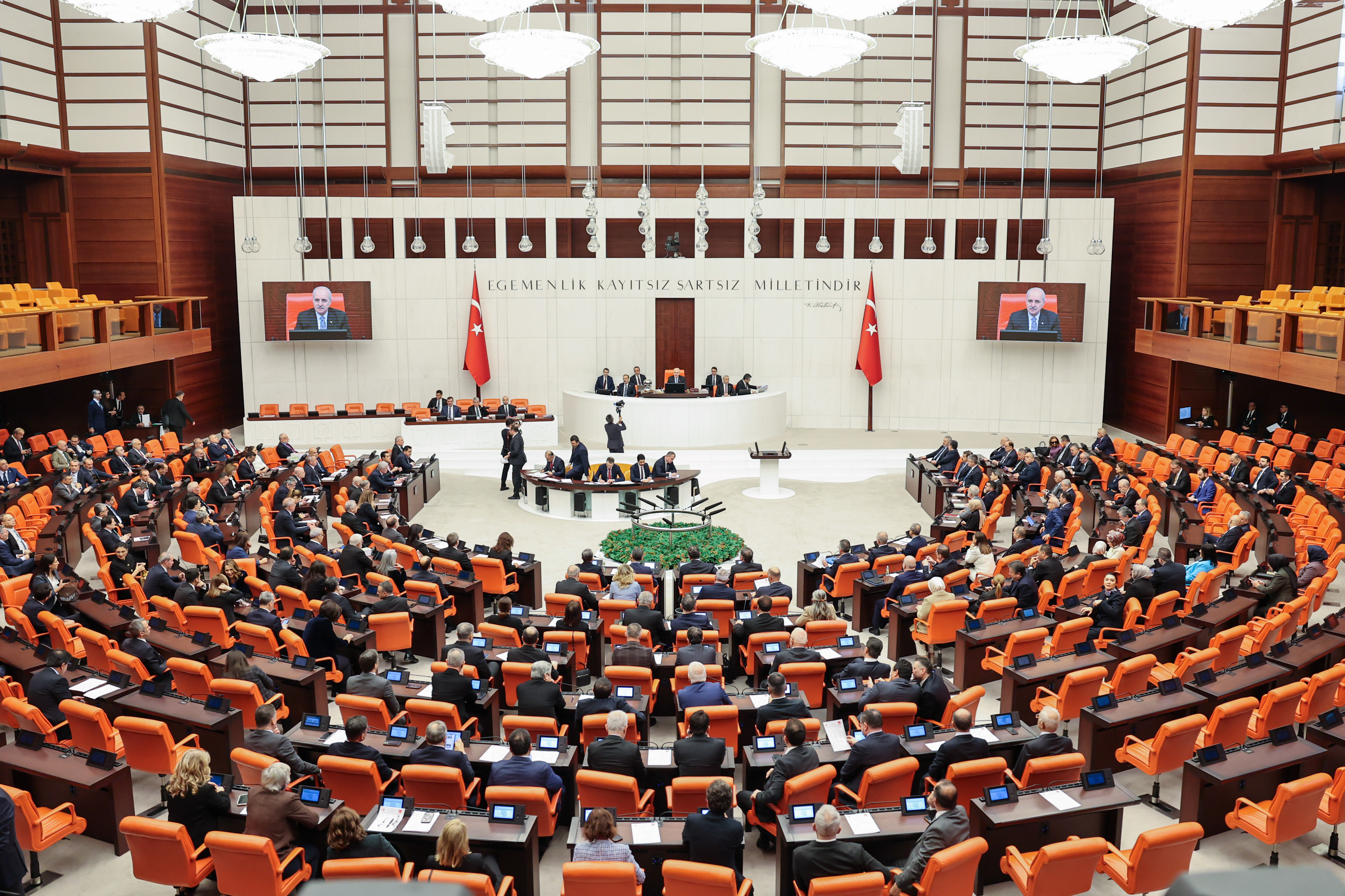 Önce tasfiye sonra suçlara erteleme: 10 maddede süreç yasası detayları