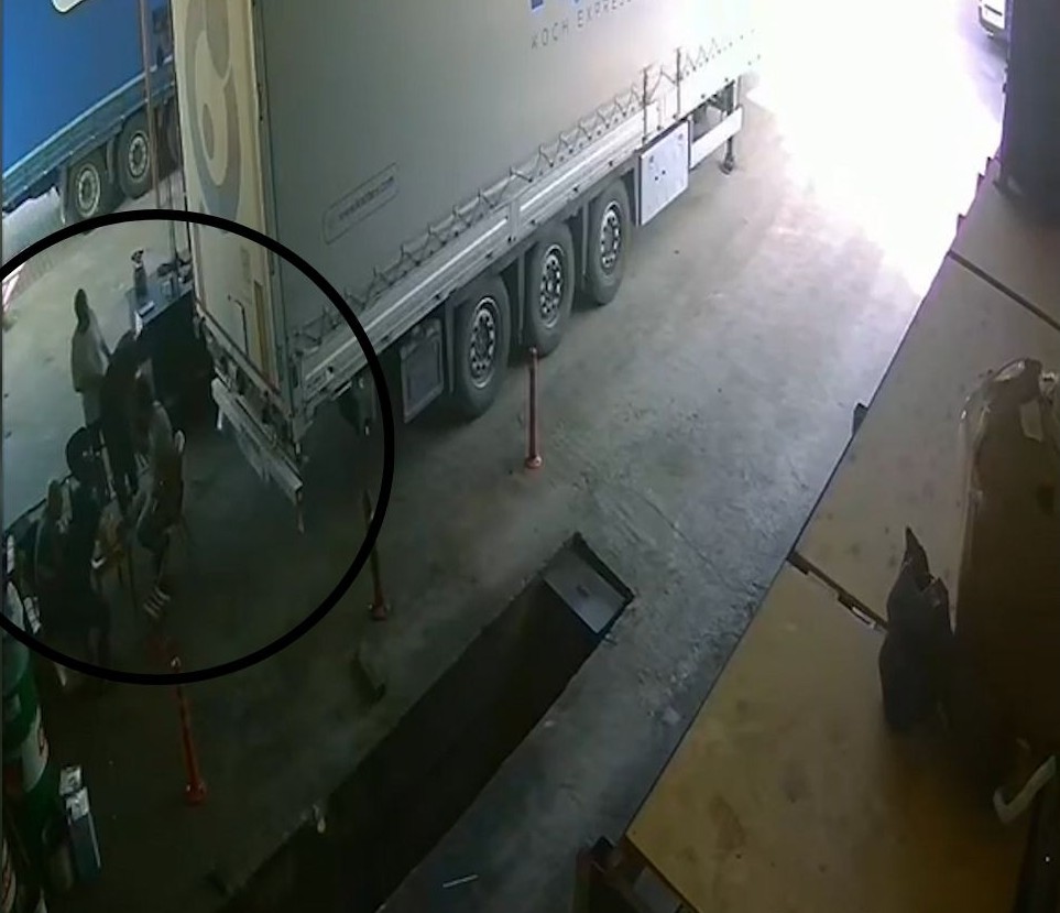 Ordu'da Hayat Kurtaran Anlar: Lokma Tatlısı Boğazına Kaçan İşçi Heimlich ile Hayata Tutundu