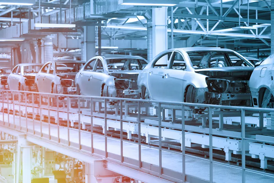 Otomotiv Devlerinde Rekabet: BYD, Toyota'nın Zirvesini Hedefliyor