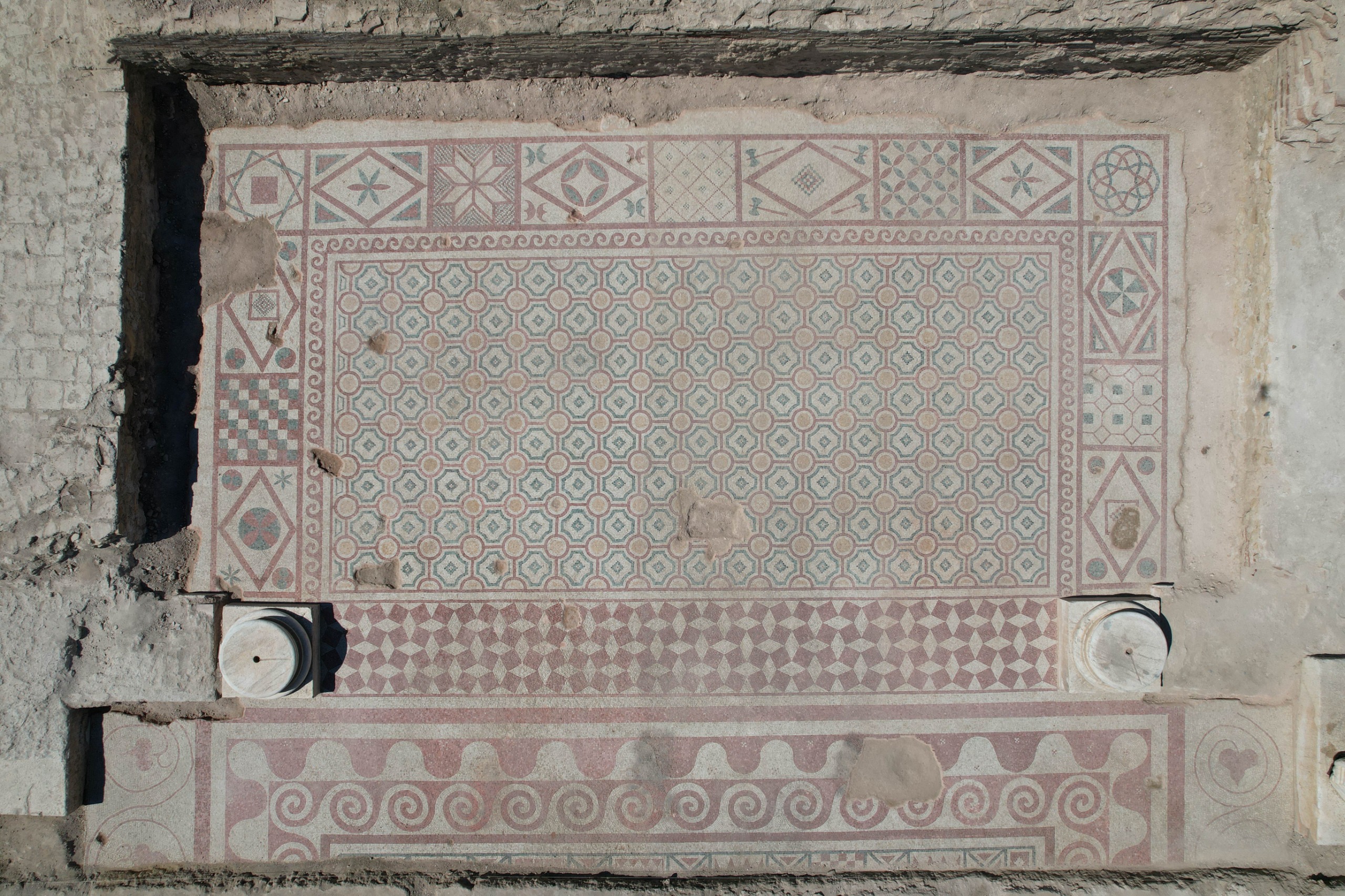 Pompeiopolis Antik Kenti'nde 105 Metrekarelik Tarihi Mozaik Bulundu