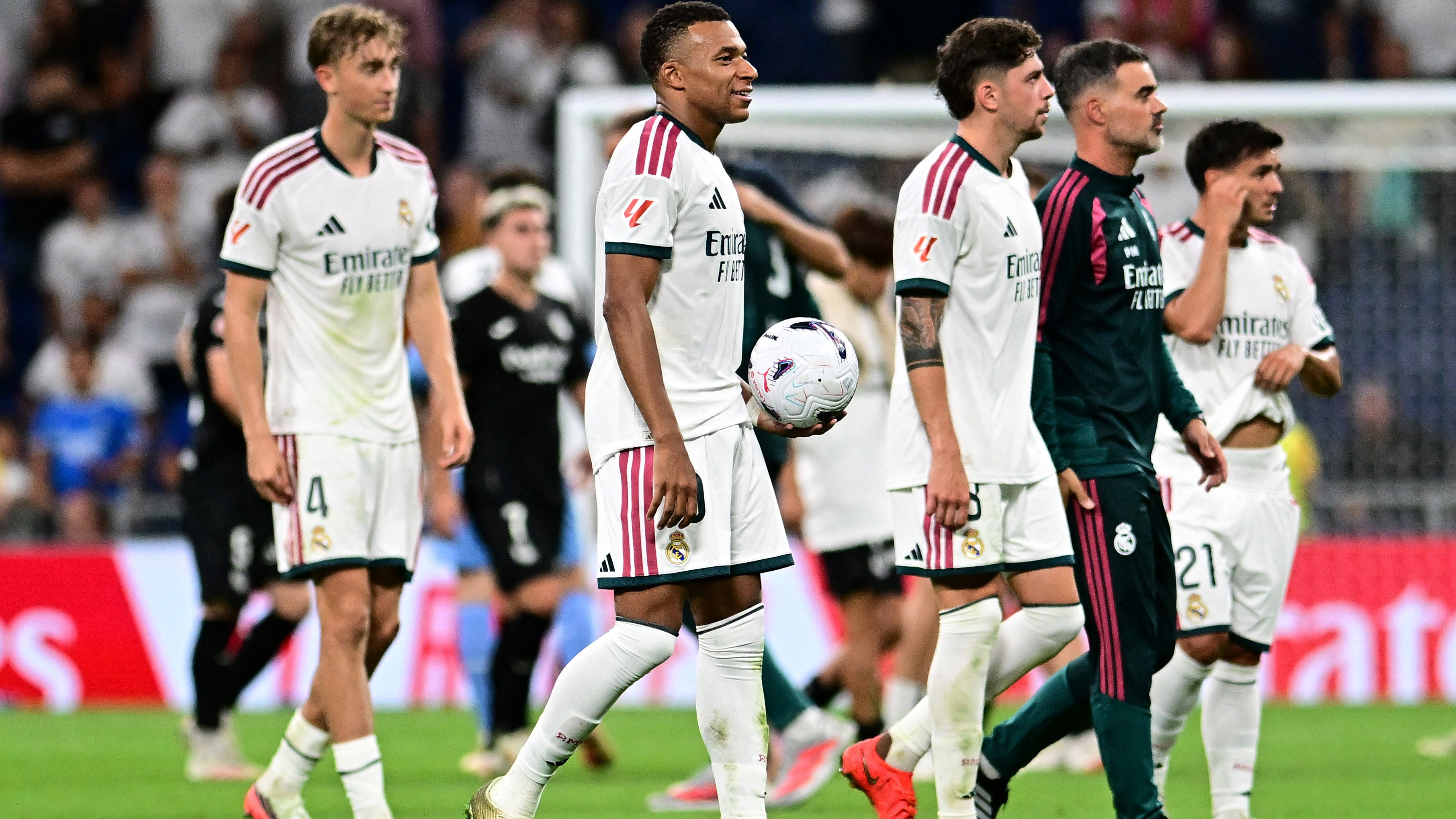 Real Madrid Evinde Şov Yaptı: Lige İkide İkiyle Başladı