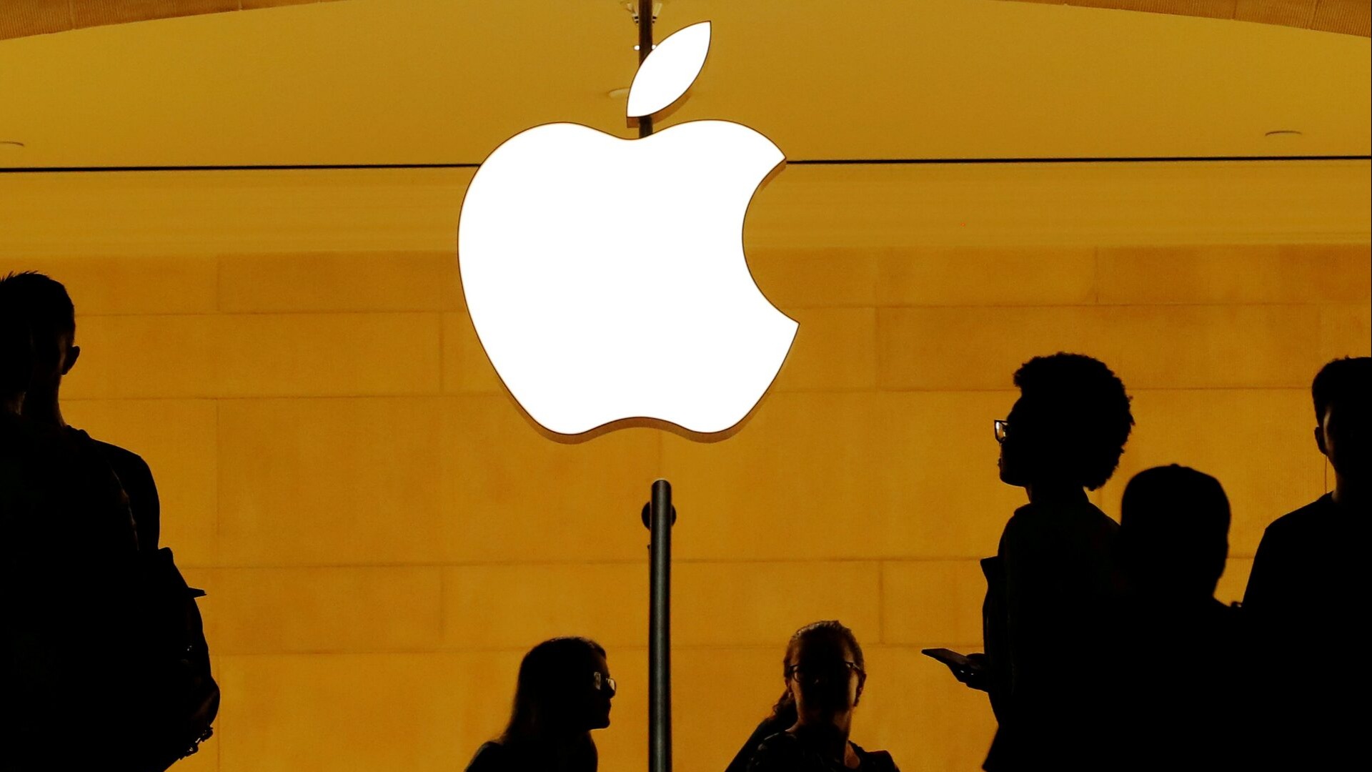 Rekabet Hukuku Apple'ın 100 Milyar Dolarlık Hizmetlerini Zora Soktu