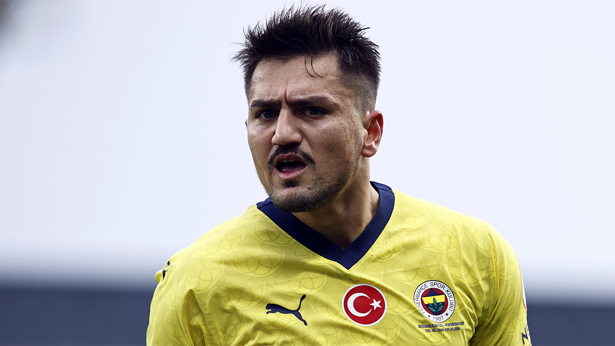 RESMİ: Cengiz Ünder Fenerbahçe'den Ayrıldı ve Süper Lig Ekibine İmza Attı
