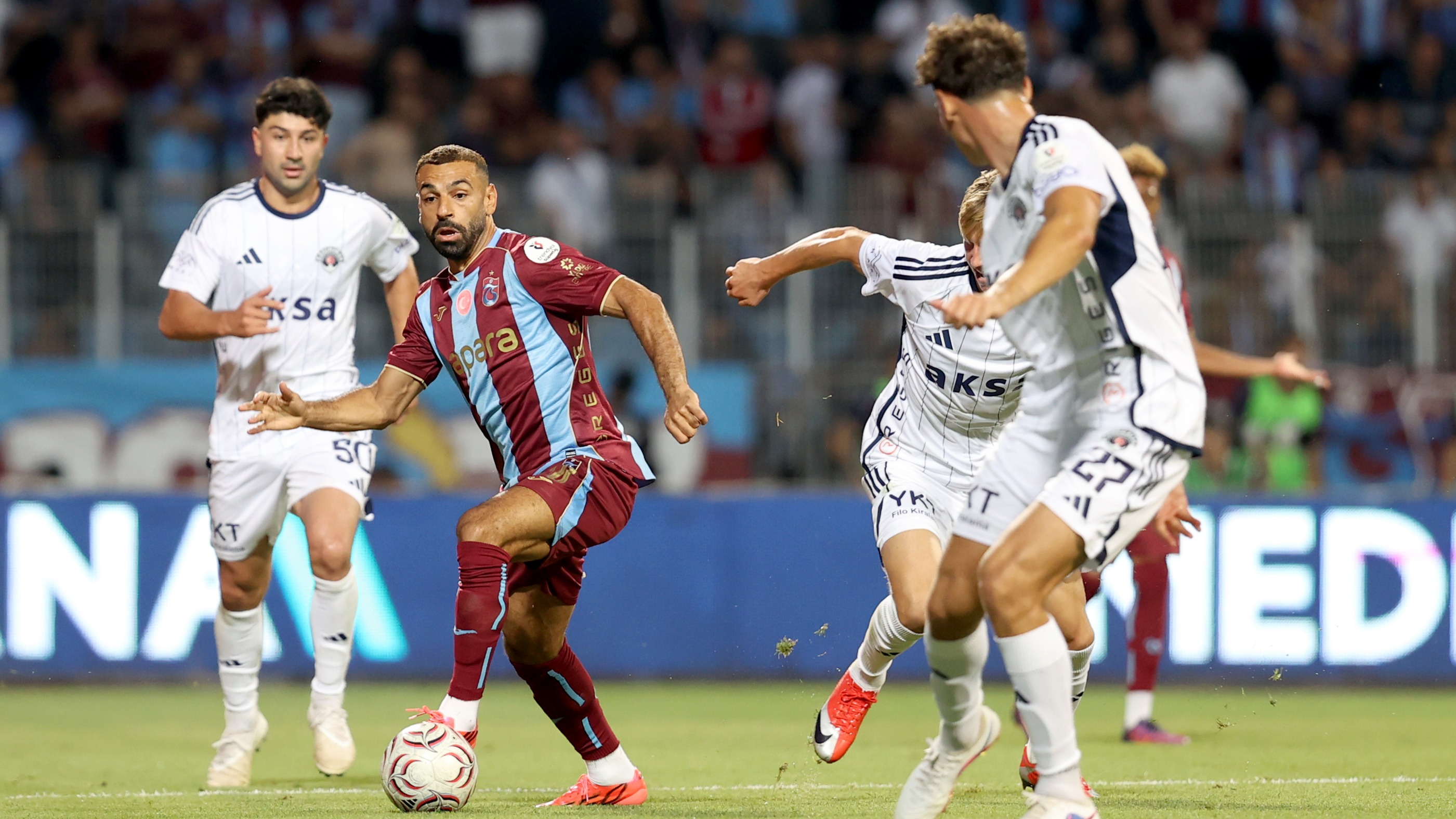 Salah Oynadı Ama Yetmedi: Trabzonspor Kasımpaşa ile Berabere Kaldı