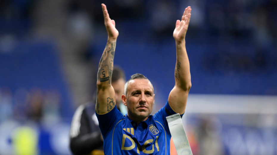 Santi Cazorla Futbola Veda Etti: 23 Yıllık Kariyer ve 13 Kupa