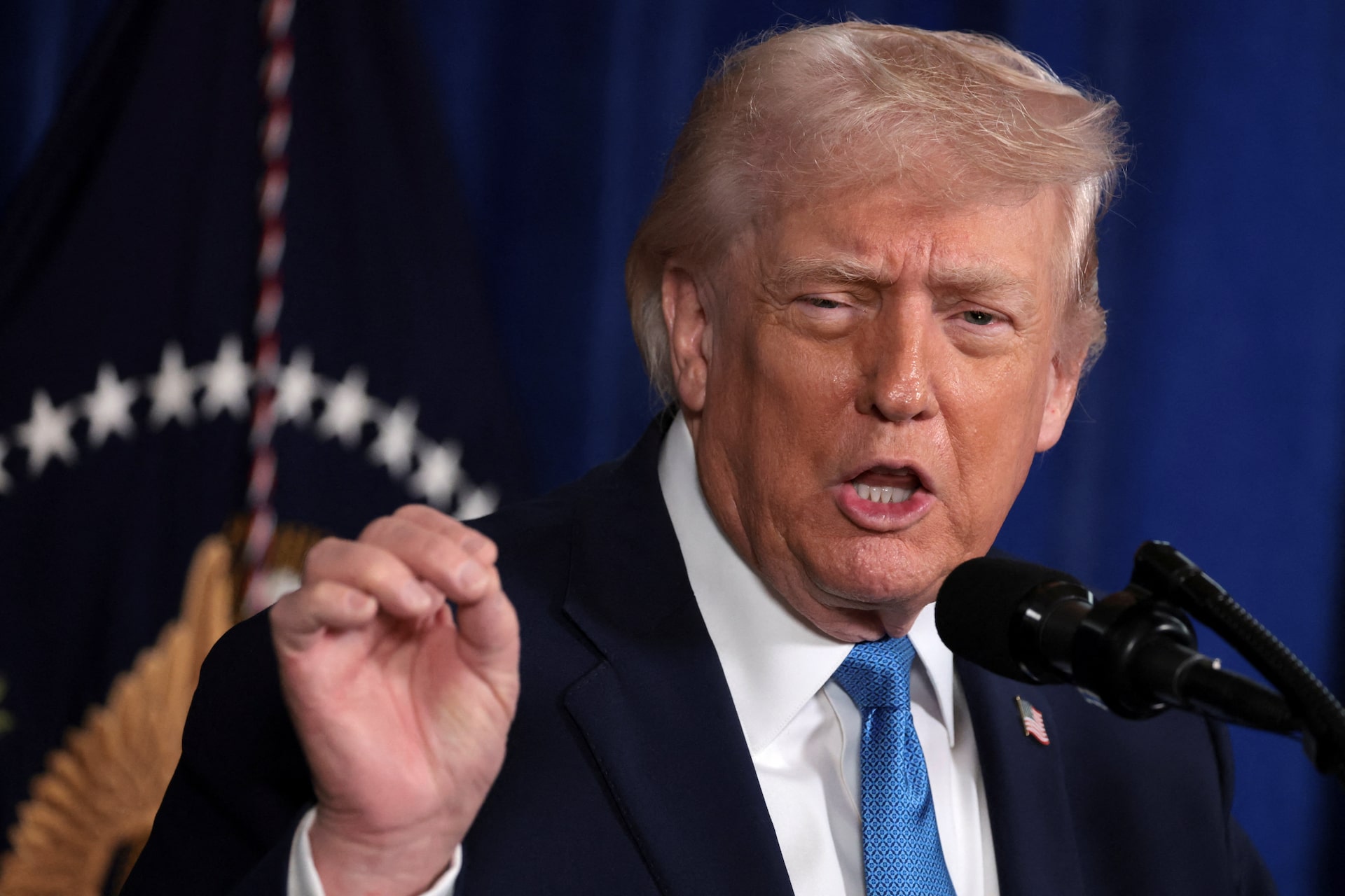 Seçim Haberini Beğenmeyen Donald Trump, NBC Muhabirini Tehdit Etti