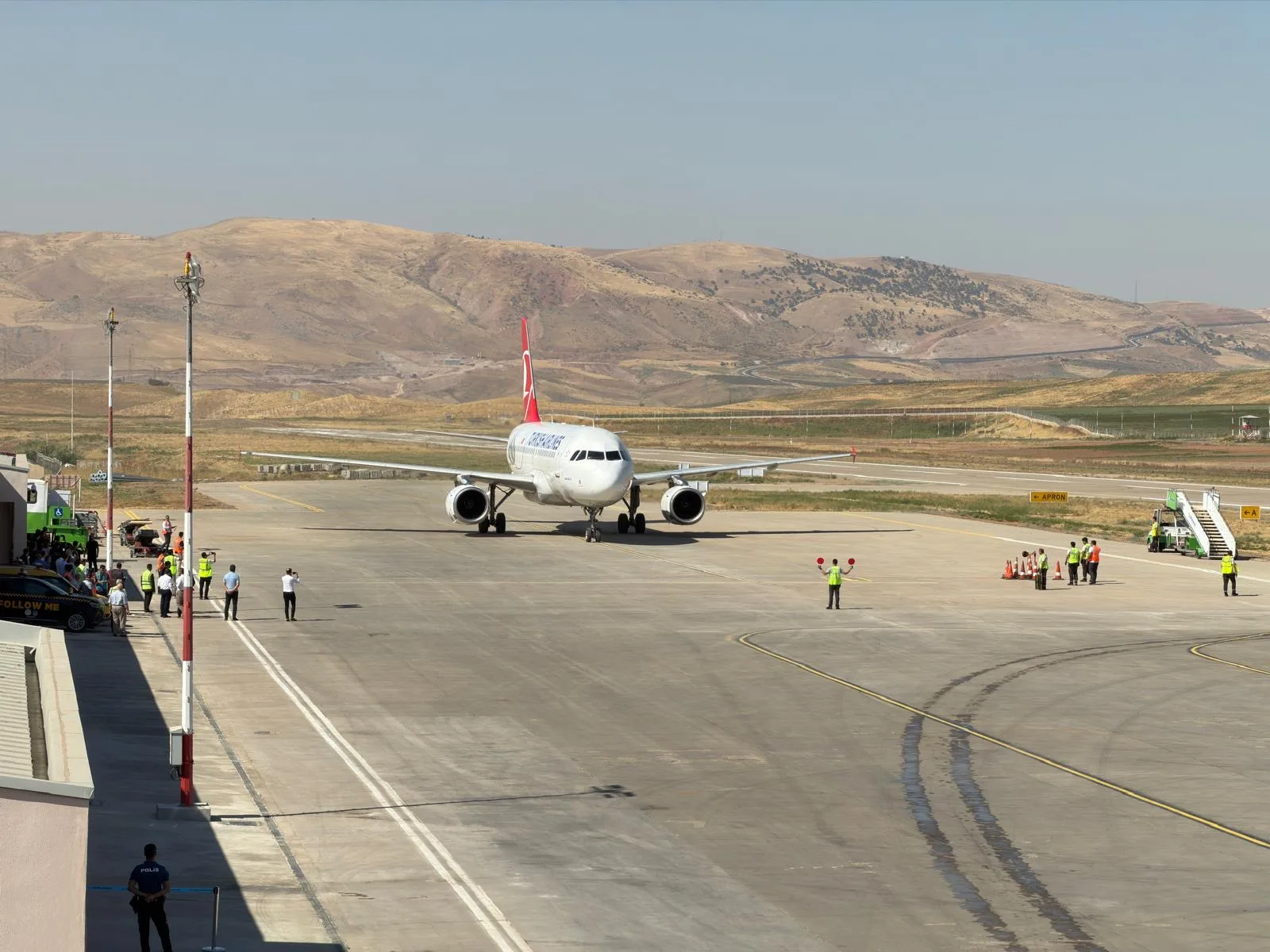 Siirt Havalimanı Yeniden Açıldı: İlk Uçak İstanbul'dan İndi