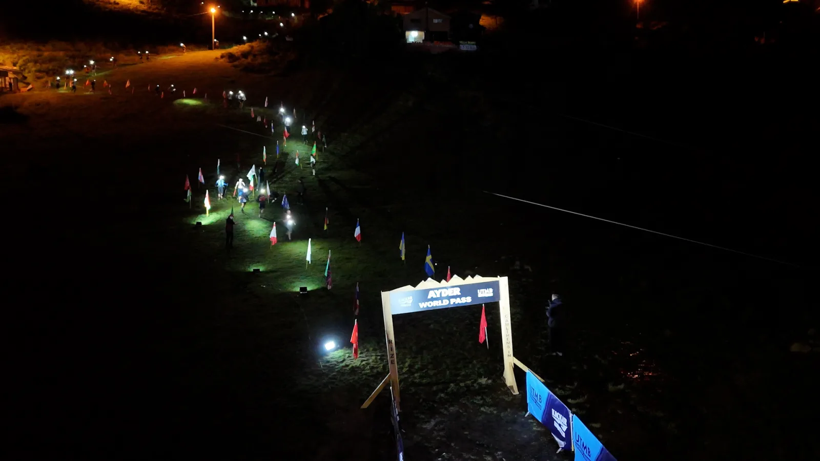 Rize'de Kaçkar by UTMB Başladı: 62 Ülkeden 2 Bin Sporcu Kafa Lambalarıyla Yarıştı