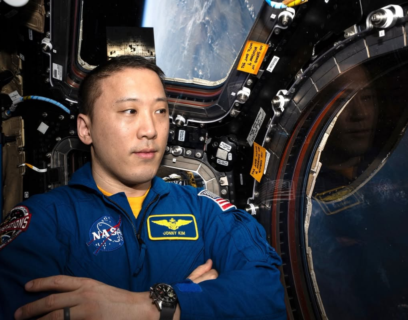 Sıra Dışı Hayat Hikayesiyle Gündemde: Uzayda 245 Gün Geçiren Jonny Kim NASA'dan Ayrıldı