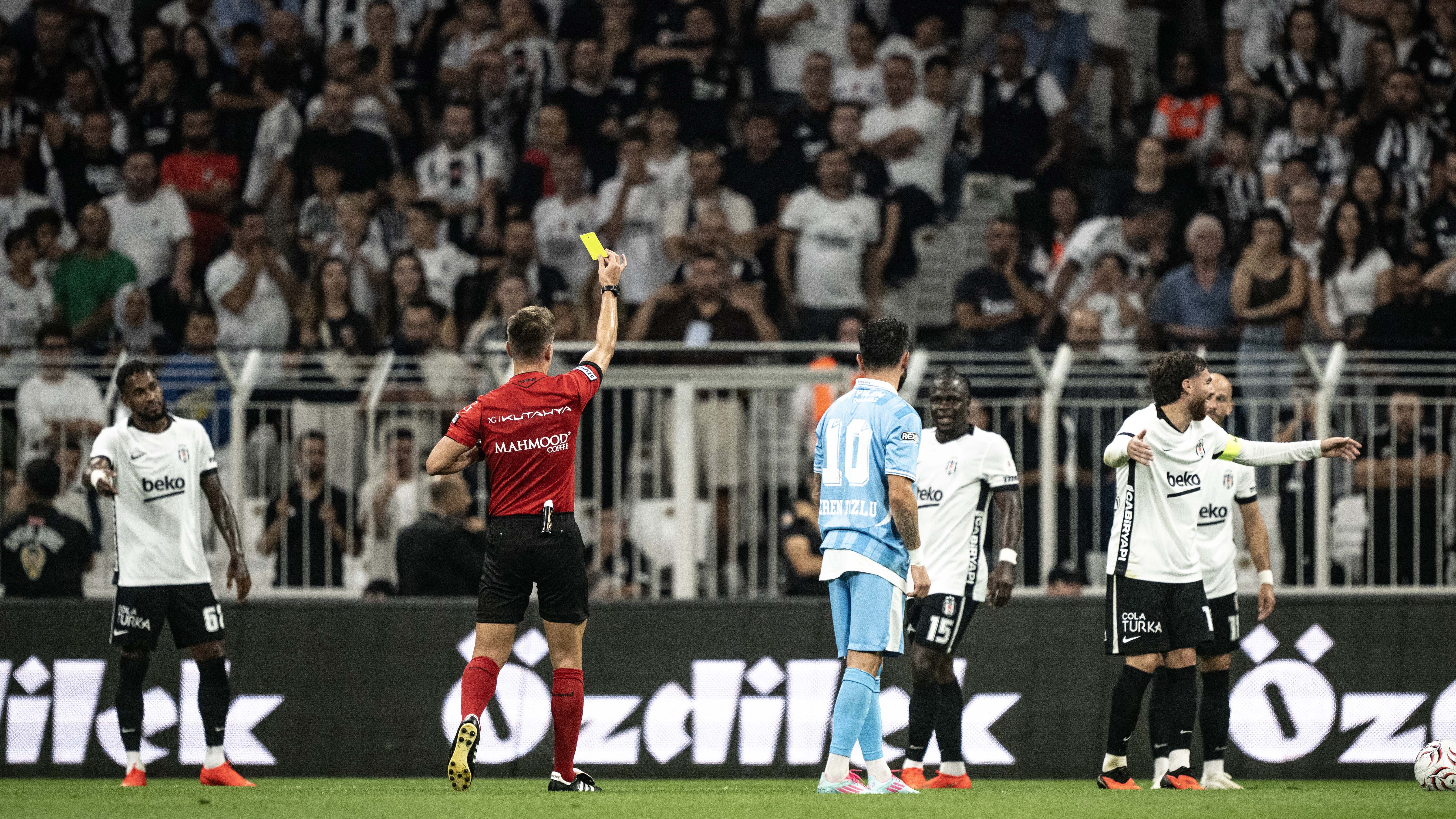 Süper Lig'de 5. Haftanın VAR Kayıtları Açıklandı! Beşiktaş'ın İptal Edilen Golünde Neler Konuşuldu?