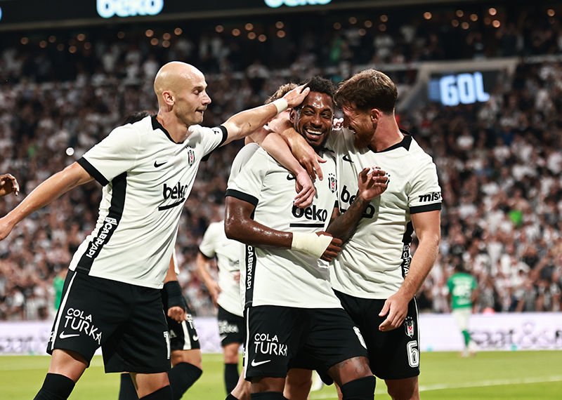 Süper Lig'de Heyecan Devam Ediyor: Beşiktaş - Çorum FK Maçı Saat Kaçta, Hangi Kanalda?