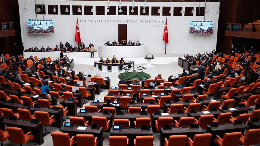 Süreç Yasası Teklifi Komisyondan Geçti: Gözler Genel Kurul Görüşmelerinde
