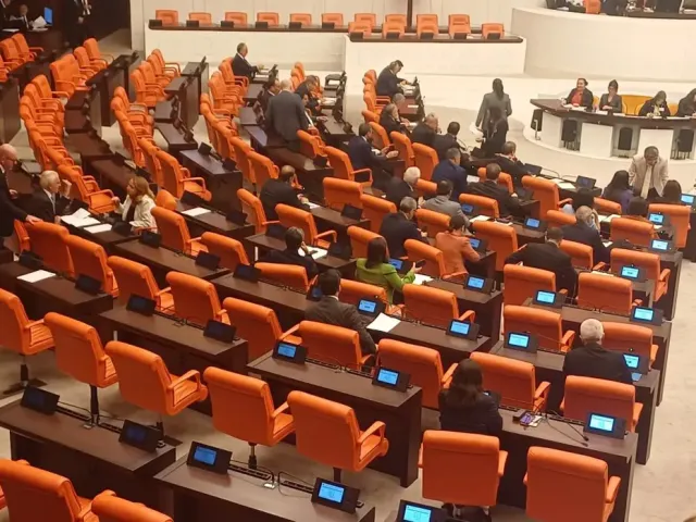 Meclis'te 24 Yıl Sonra Bir İlk: Yeni Parti Kuruldu, Oturma Düzeni Değişti