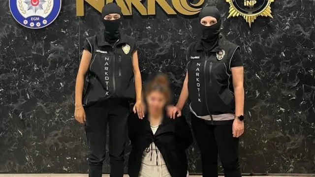 Kırmızı Bültenle Aranan Uyuşturucu Şüphelisi Avcılar'da Yakalandı