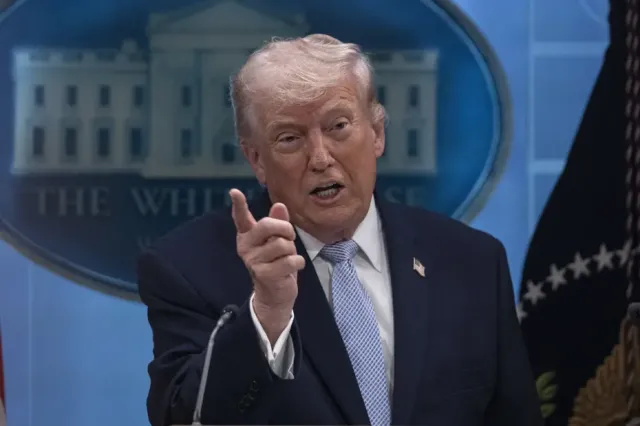 İngiliz Basınından Sert Analiz: Trump Anlamadığı Bir Düşmanla Savaşıyor