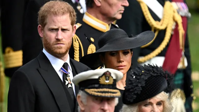 6 Yıl Sonra Eve Dönüyorlar: Harry ve Meghan'ın Amerikan Rüyası Kötü Bitti