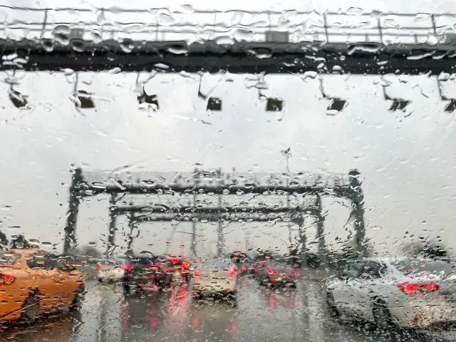 İstanbul'da Sonbahar Başlıyor: Tarih Verildi, Hava 6 Derece Birden Soğuyacak
