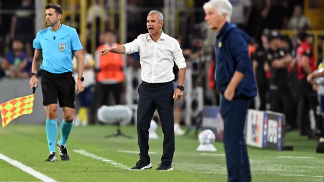 Fenerbahçe'den İsmail Kartal'a Şişe Atan Taraftar İçin Resmi Açıklama