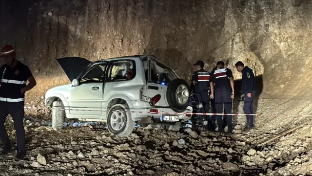 Bolu'da Feci Kaza: Cip Uçuruma Yuvarlandı, 2 Genç Hayatını Kaybetti