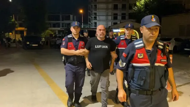 Ünlü Yönetmen Ezel Akay Bursa'da Gözaltına Alındı
