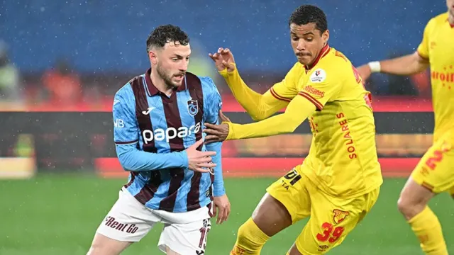 Trabzonspor'da Kriz Derinleşiyor: Göztepe Karşısında Puan Kaybı Sürüyor