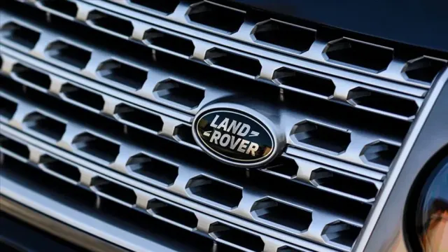 Jaguar Land Rover Fabrikasında Üretim Krizi: Tedarikçide Yangın