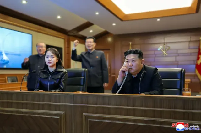 Kuzey Kore'de Halef Tartışmaları: Kim Ju Ae Geleceğin Lideri mi?