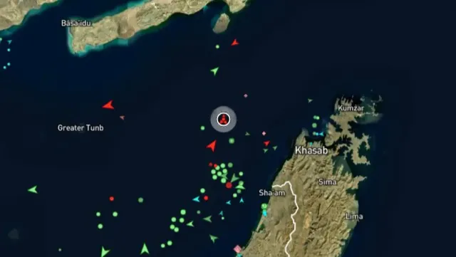 Hürmüz Boğazında Kritik Bekleyiş: İki LNG Tankeri Geçiş İçin Harekete Geçti