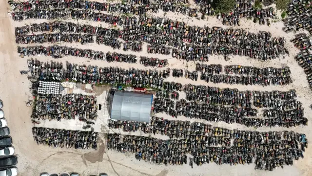 Yediemin Otoparklarında Çürüyen Servet: En Tuhaf Hikaye Lüks Araçtan Çıktı