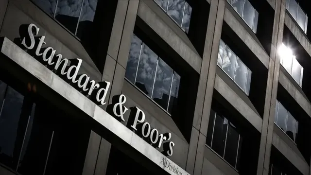 Standard and Poor's Türkiye'nin Kredi Notunu Sabitledi: İşte Detaylar