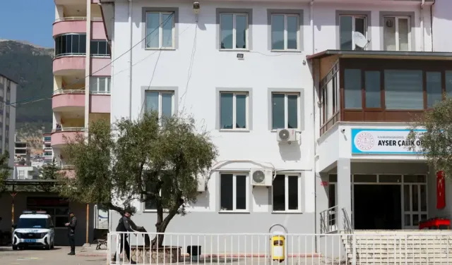 Bakan Tekin Duyurdu: Okullarda Güvenlik Tedbirleri Artırılıyor