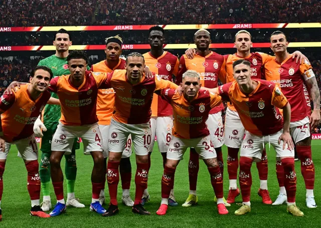 Galatasaray'dan Victor Osimhen Kararı: Astronomik Teklif Reddedildi